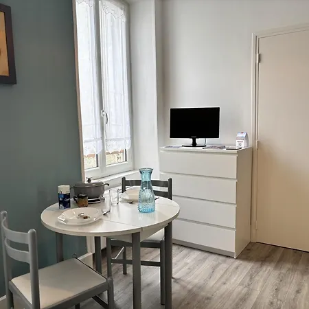 Le Puy Mary - - 1 Lit - 2 Pers - Clim Apartment