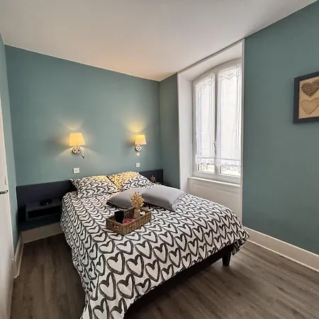 Daire Le Puy Mary - - 1 Lit - 2 Pers - Clim