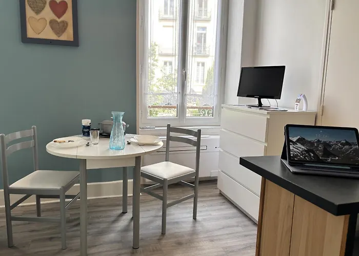 アパート Le Puy Mary - - 1 Lit - 2 Pers - Clim シャテルギュイヨン